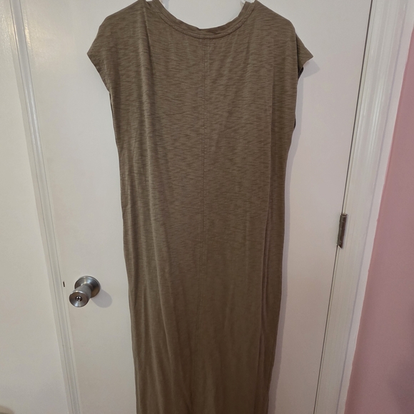 Tan V-Neck DRESS - Picture 2 of 3